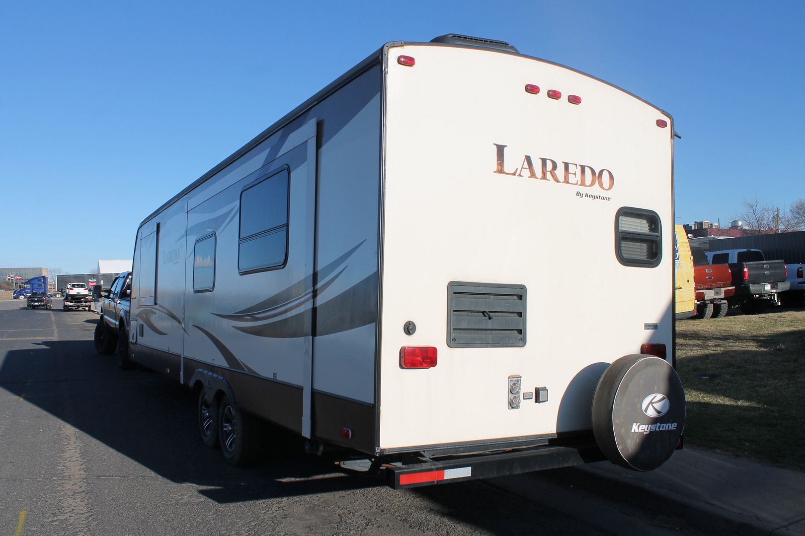 2014 Keystone Laredo all seasons bumper pull RV camper travel trailer
